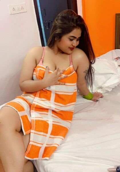 (VIP)↣*CALL ℊIℛLS IN SECTOR 43, NOIDA 9818099198 ESCORTS IN (DELHI) NCR 2X7