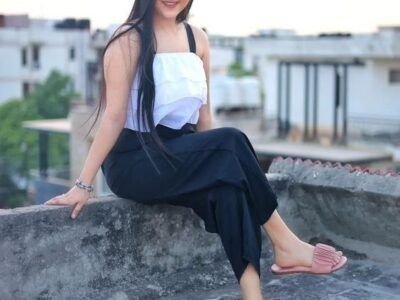 Call Us ⇆ 9643097474 ⇆ Call Girls in Mukherjee Nagar (Delhi)