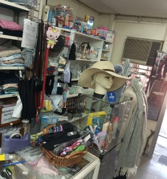 Tienda Dany - Tienda de ropa, bazar, juguetería y mercería