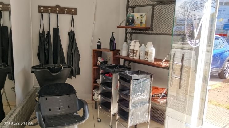 FV Barbershop - Barbería y Peluquería