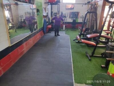 LA CLINICA GYM - Gimnasio