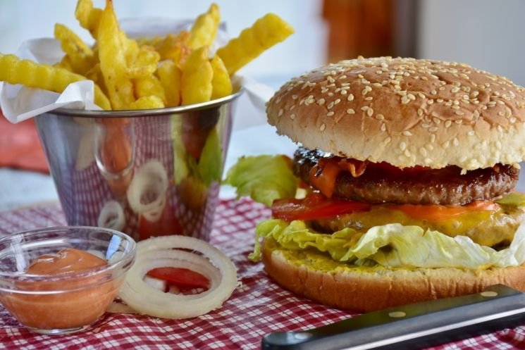 DELICIAS DE GABYLUU - Restaurante